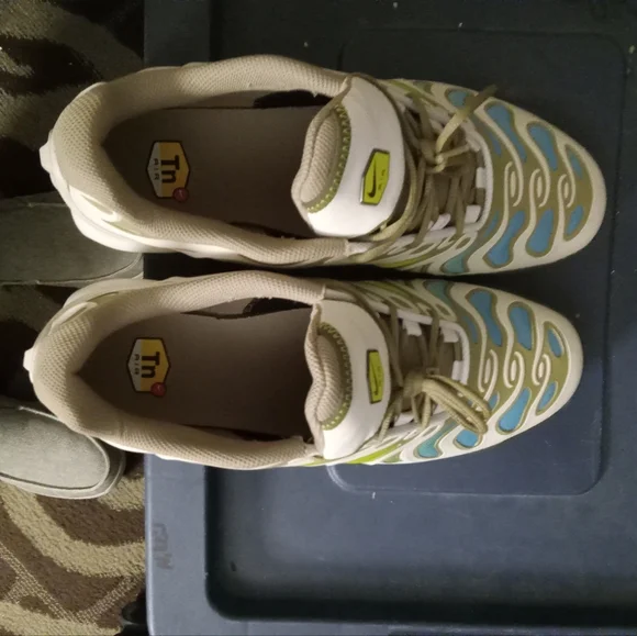 Nike Air Max Plus Drift Phantom Cyber Mens Size 12 Baltic Blue FD4290 008 - Picture 2 of 3